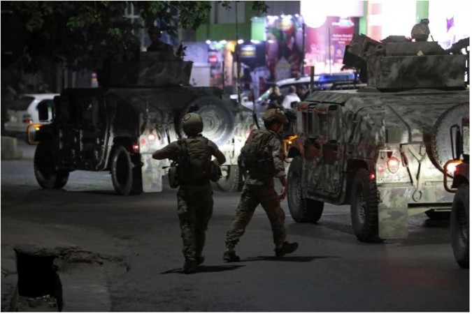 Massive blast explosion and gunfire hit Afganistan capital Kabul