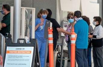 फ्लोरिडा ने अस्पताल में दाखिले के रिकॉर्ड को तोड़ा