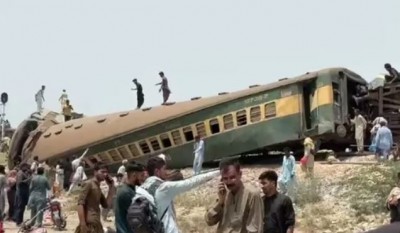 Train Derailment in Pakistan: 22 Killed, 80 Injured in Rawalpindi-bound Hazara Express Incident