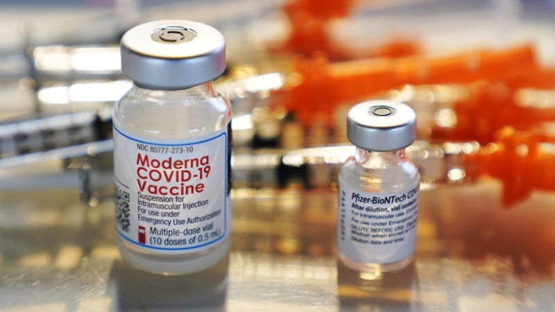 Fauci says FDA could give full approval to vaccines this month;