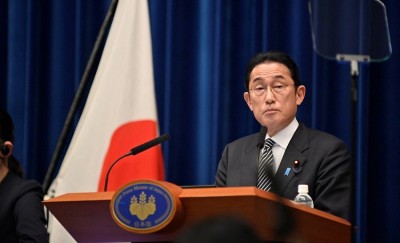 Japan PM announces measures to combat inflation