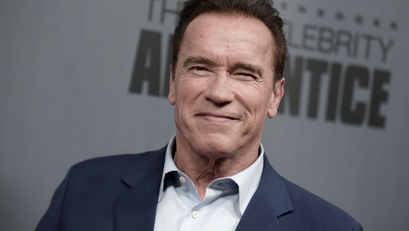 Arnold Schwarzenegger calls anti-maskers 'schmucks' in powerful rant