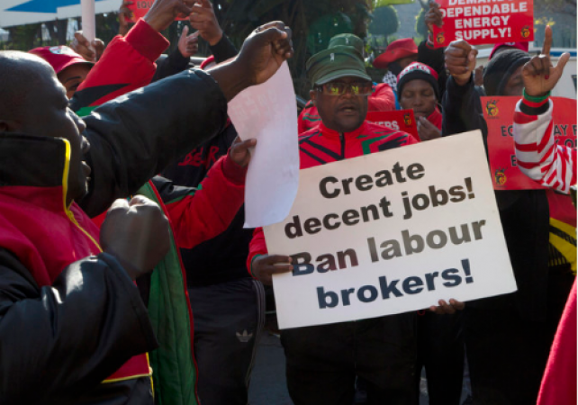 Crisis Unfolds as South Africa's Unemployment Skyrockets to Record 32.9% in Q1 2023