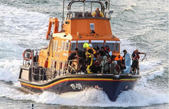 UK Chancellor Condemns 'Criminal Gangs' for Tragic Channel Migrant Deaths