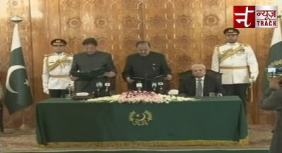 Imran Khan takes oath as Pakistan's 22nd Prime Minister
