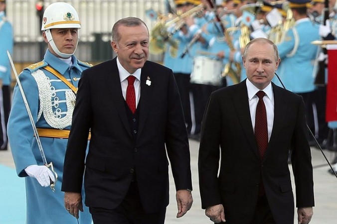 Turkey in talks with Russia over presence of Kurdish militia in Syria
