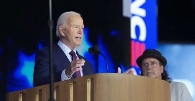 Four Minutes of Cheers: Biden’s Moving Farewell at the Democratic National Convention