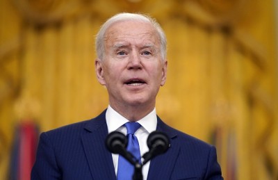 Biden visits Portland to tout infrastructure spending, raise funds for Democrats