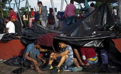 New US-bound migrant caravan sets off from Mexico