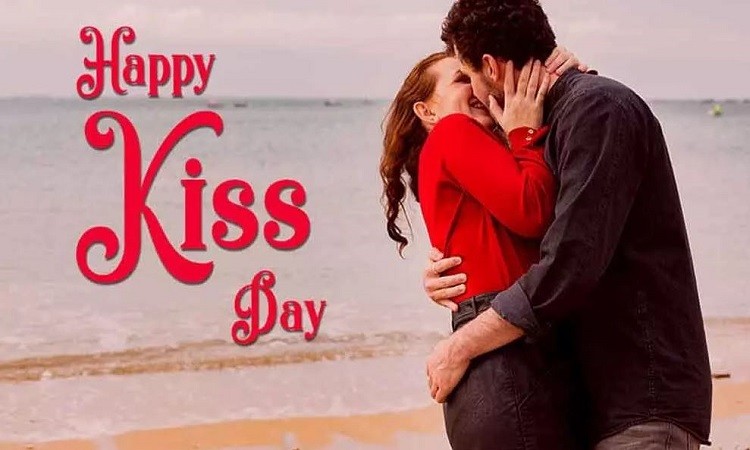 Celebrating Affection: Unveiling Significance of Kiss Me Day on August 27