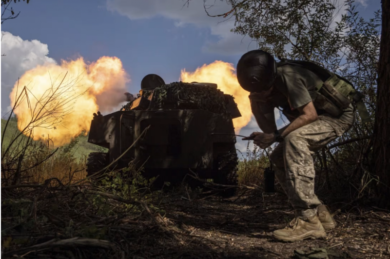 Ukraine launches an offensive to retake the south that Russia currently controls
