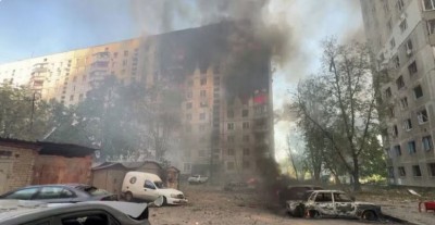 Russian Bombing in Kharkiv Kills Seven; Zelenskyy Urges Long-Range Strike Permission