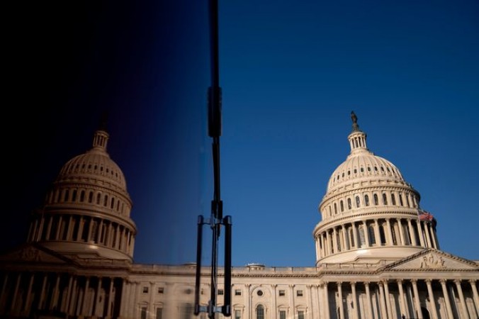 US Senate passes one-week stopgap funding bill