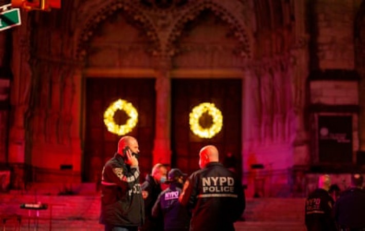 New York gunman shot dead after a shooting at a New York City cathedral