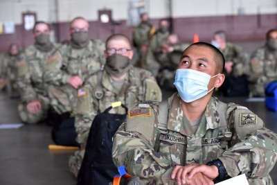 दक्षिण कोरिया में मौजूद 14 अमेरिकी सैनिक हुए कोरोना संक्रमित