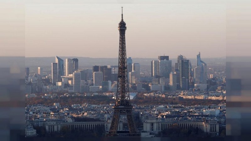 French central bank trims economic outlook
