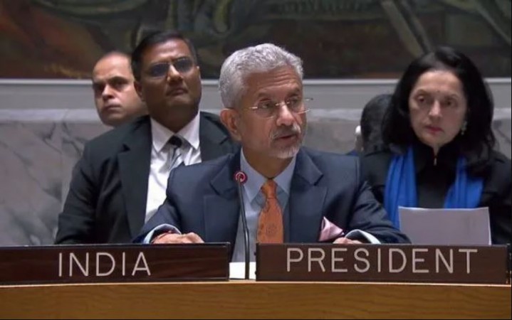 India hit back Pakistan for raking up Kashmir issue in UN