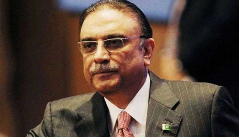 Pakistan military says Asif Ali Zardari  should name person who contacted him