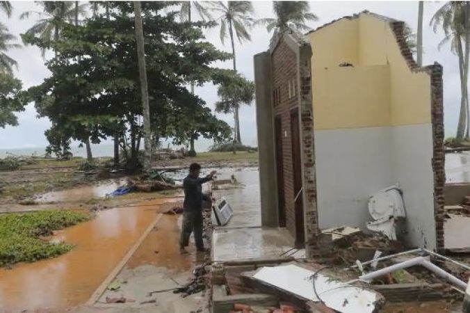Indonesian tsunami : Death toll reaches to 281, PM Modi offers assistance in the relief work