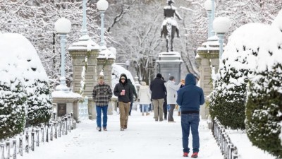 Winter Storms and Rain Threaten Christmas Travel Plans for Millions of Americans