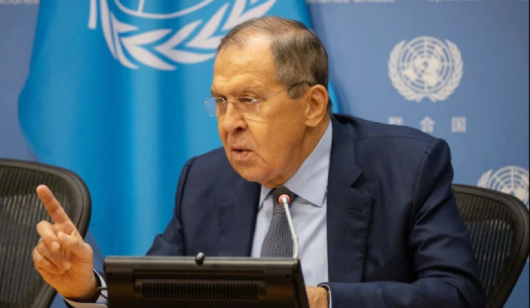 Ukraine must comply with Moscow's demands, or else our army will make the choice. Lavrov of Russia