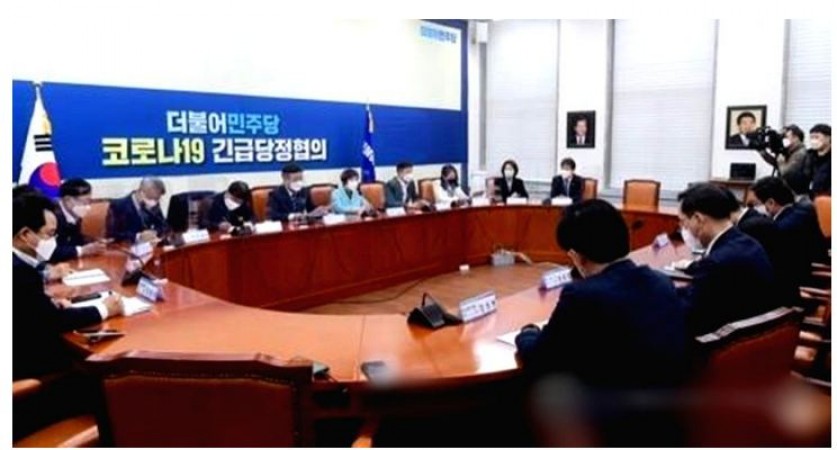 दक्षिण कोरियाई सरकार कोविड प्रतिबंधों को बढ़ाने की आवश्यकता पर सहमत है