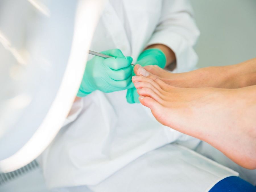 After losing leg in a botched pedicure, a US woman receives Rs 13 crore in settlement