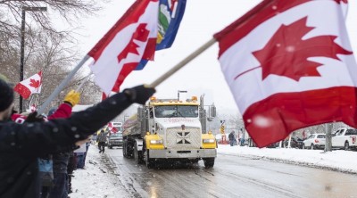 कनाडा : ओटावा ने आपातकाल की घोषणा की