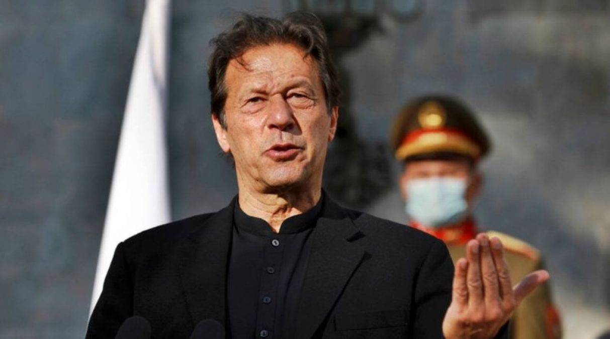 Pakistan wants the US and China to avoid another Cold War