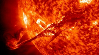 Scientists are baffled by the Sun's abrupt splitting in half