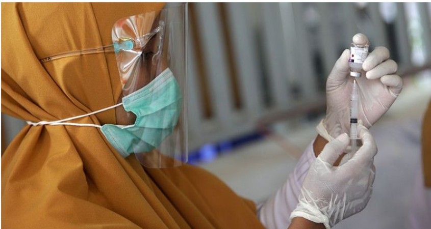 कोविड-19 टीकाकरण में दुनिया के गरीब देश पीछे: रिपोर्ट