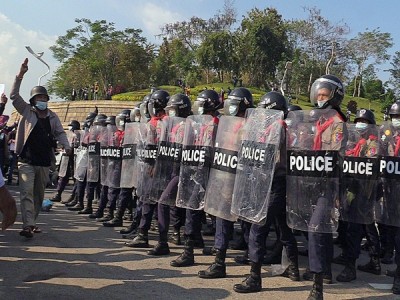गोला बारूद का इस्तेमाल करने वाले पुलिस अधिकारी के खिलाफ कार्रवाई करेगी म्यांमार समिति