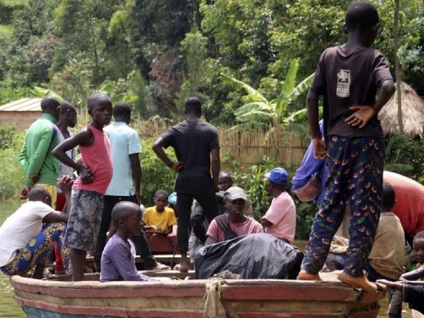 कांगो नदी में नाव पलटने से 60 लोगों की मौत, कई लोग हुए लापता