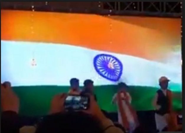 Pakistani authorities have suspended the registration of a school after students danced on Indian song