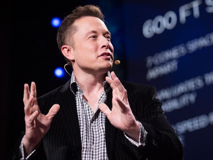 Elon Musk rewards a Tesla owner for saving a patient's life