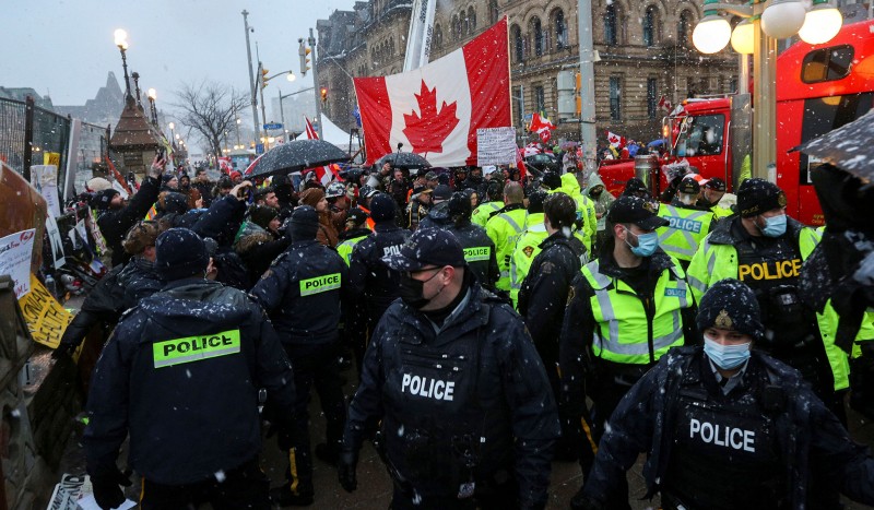Ottawa Police arrest truckers' protest organizers