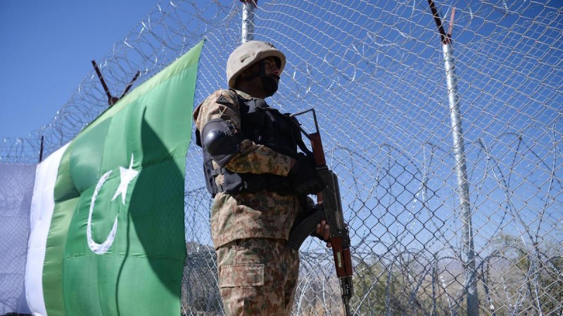 Terrorist attacks in Balochistan again, 5 Pak soldiers killed