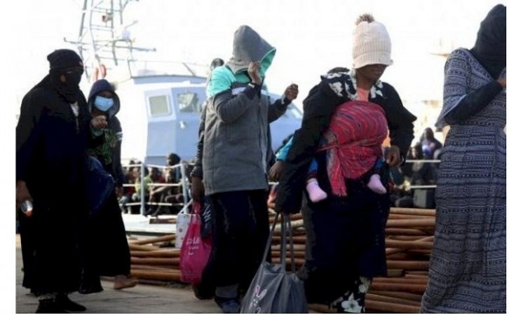 Cyprus, European Commission ink MOU on illegal migrants