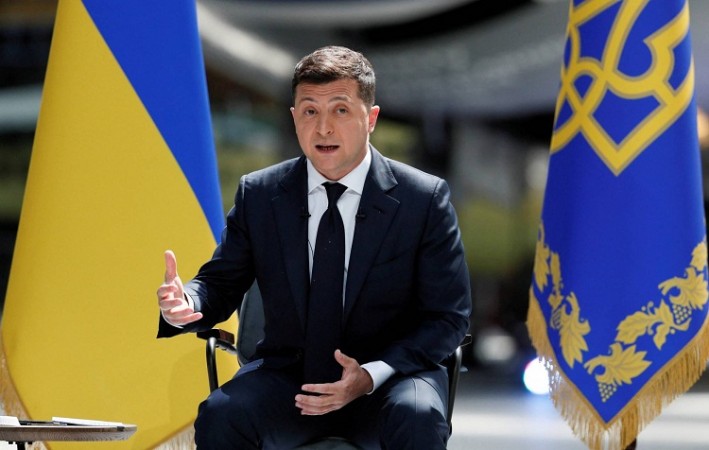 Ukraine will not lay down weapons: President  Zelensky