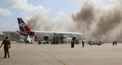 ईरानी एफएम ने कहा कि यमन के विदेशी कब्जे से हवाई अड्डे पर हमला हुआ