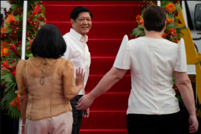 Marcos Jr. of the Philippines travels to China amid maritime disputes