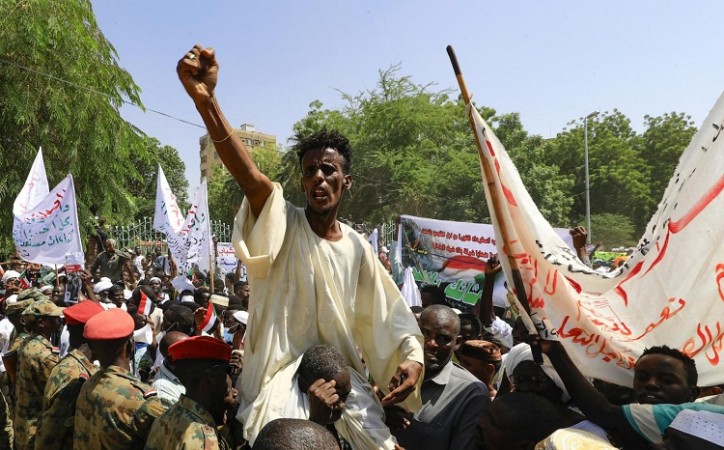 सूडान के लिए संयुक्त राष्ट्र महासचिव ने जारी राजनीतिक संकट पर चिंता व्यक्त की