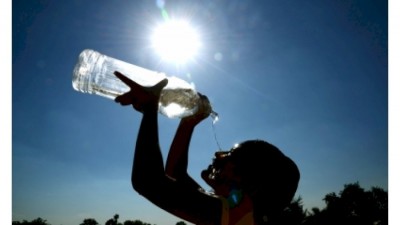 New Zealand swelters in scorching heat