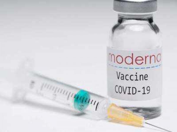 EU drugs authority approved Moderna vaccine
