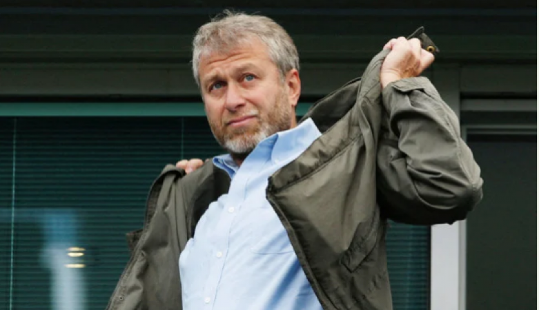 In preparation for Russia sanctions, Abramovich's trusts were reorganised.