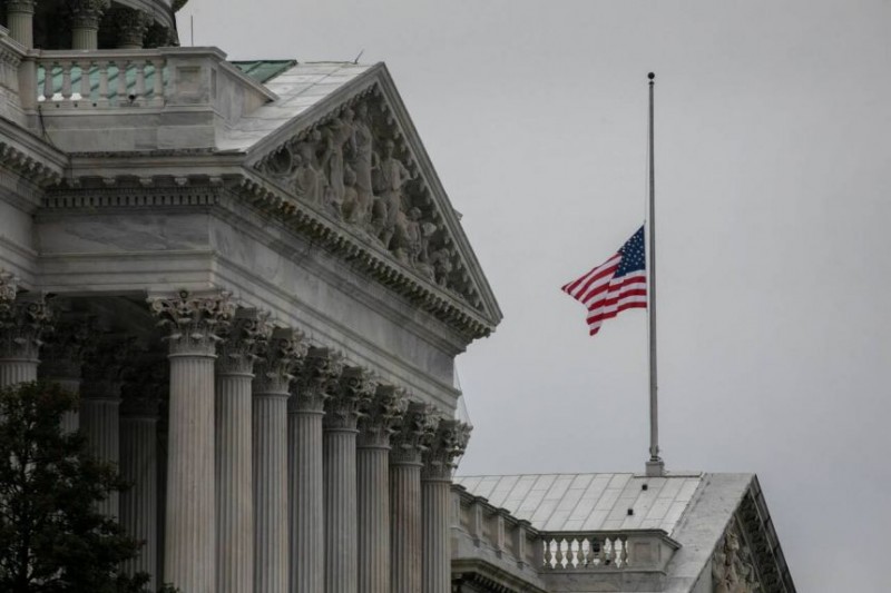 Trump orders US flag at half-mast in respect of fallen Capitol officers
