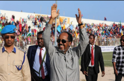 A Somali leader exhorts people to remove the 