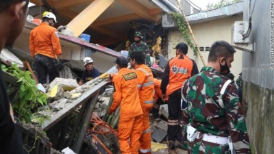 इंडोनेशिया के सुलावेसी में आया भयंकर भूकंप, 7 लोगों की हुई मौत