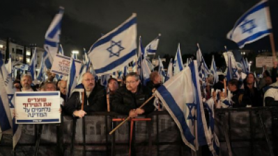 Israelis protest the government of Netanyahu in large numbers