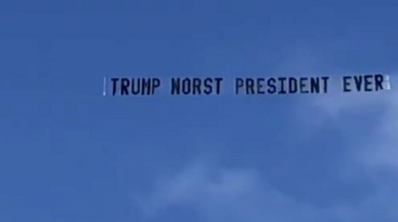 Sky Banner quoting 'Trump worst President ever', 'Pathetic Loser' seen near Mar-a-Lago, Florida